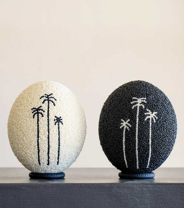 THE OASIS (black) - Beaded Ornament